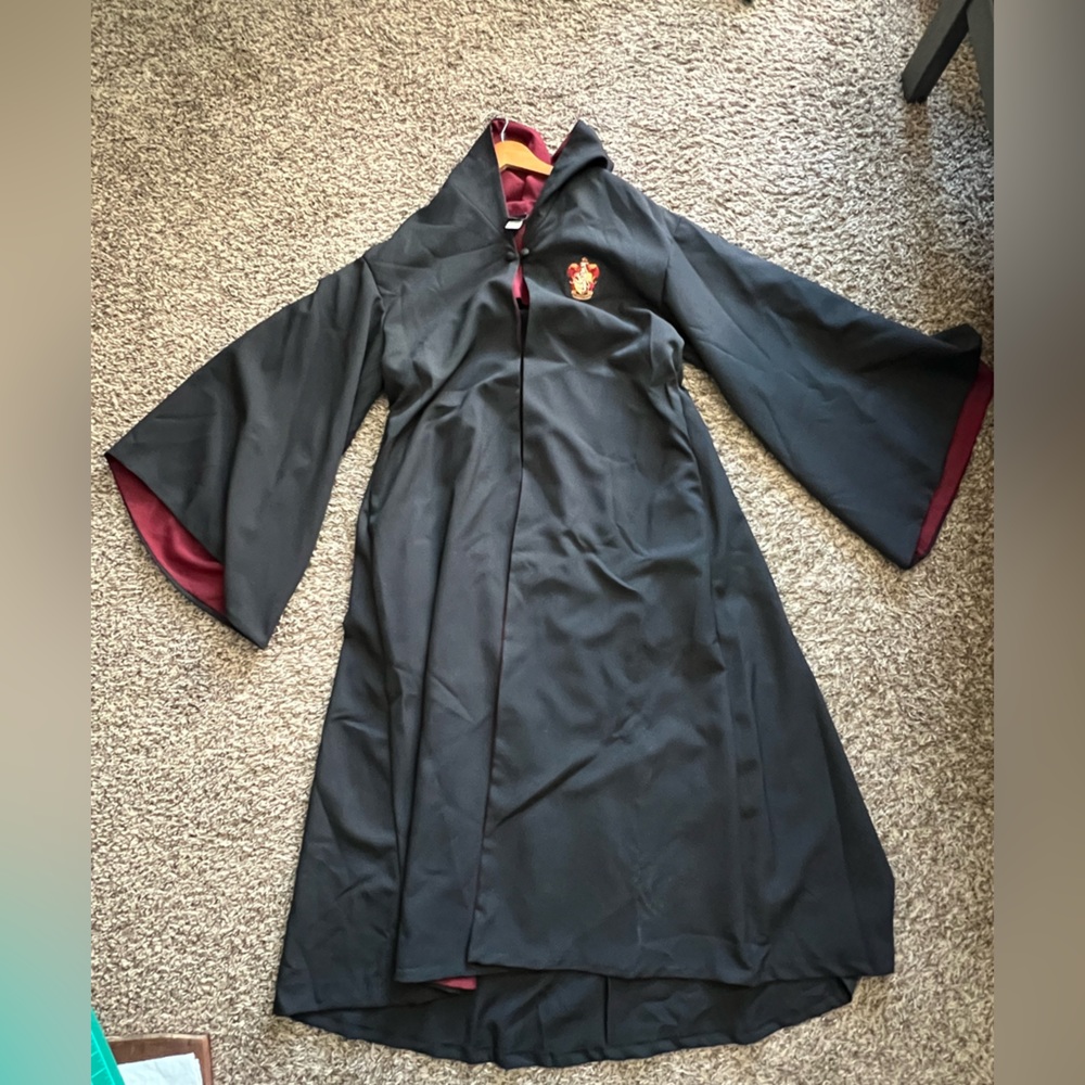 Harry Potter Gryffindor robe